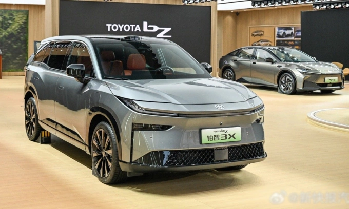 Xe điện Toyota bZ3X tại triển lãm Thượng Hải. Ảnh: Xinkuaibao Automobile